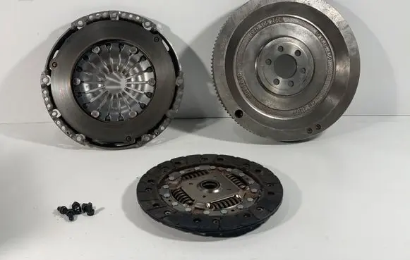 Skoda Fabia Mk3 (NJ) Clutch set kit 04C105269E 04C141031C 04C141025P