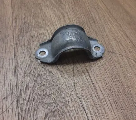 Porsche Macan (95B) Sway bar bush bracket, front 4D0411336G