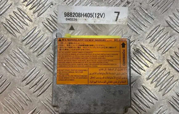 Nissan X-Trail T30 Airbag control unit/module 988208H405 040226