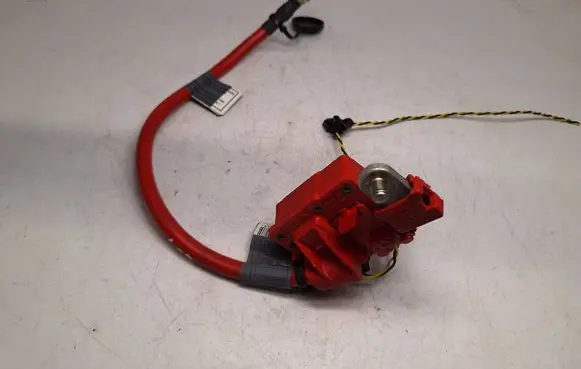 BMW 3 E90 E91 Positive cable (battery) 9217031 61129217031 61126988974