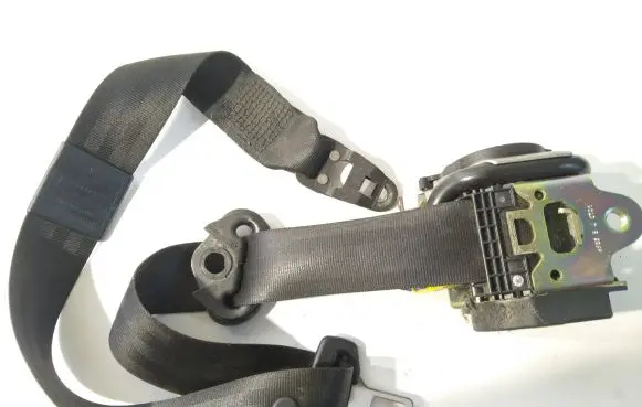 Audi A4 S4 B6 8E 8H Front seatbelt 8E0857705B 13032001 560795100A