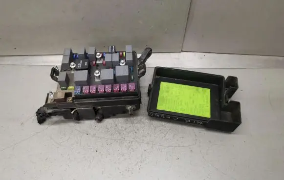 KIA Cerato Fuse box set 919552F050 919582F030