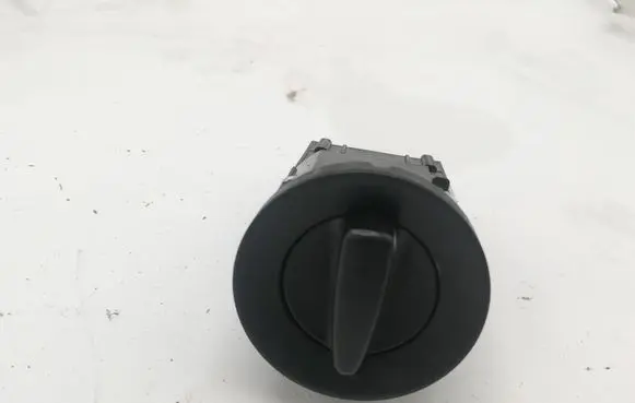 Seat Alhambra (Mk1) Light switch 04052031 BK71C0941531