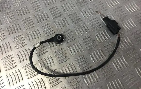 Ford Fiesta Detonation knock sensor 98MF12A699BA 98MF-12A699-BA