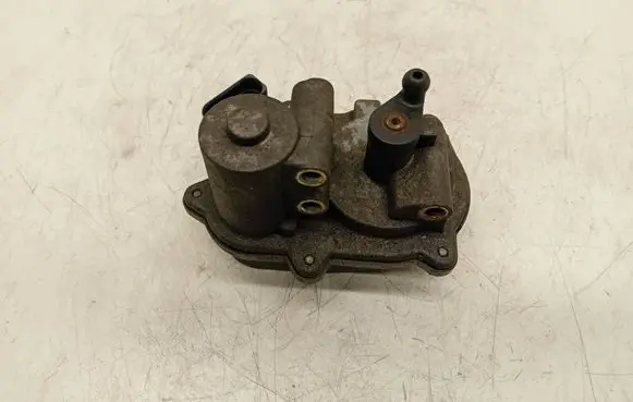 Audi A3 S3 A3 Sportback 8P Intake manifold valve actuator/motor 06F133482B A2C53106022