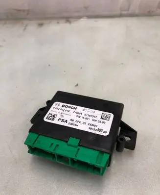 Peugeot Expert Parking PDC control unit/module 9819360080