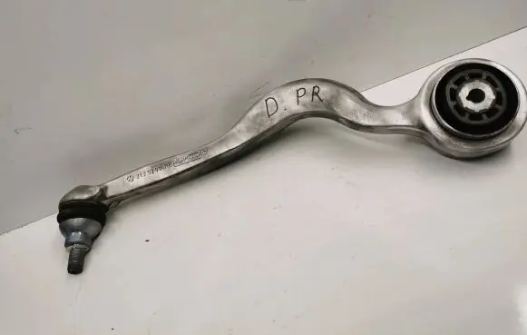 Mercedes-Benz GLC X253 C253 Front control arm 2130200