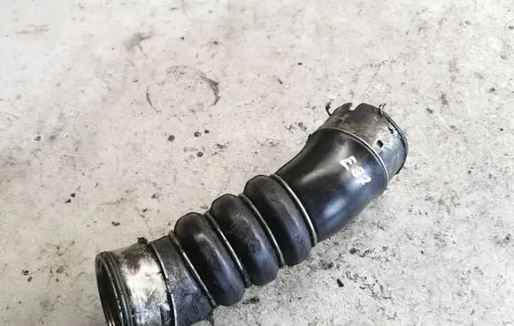 BMW 1 E81 E87 Intercooler hose/pipe