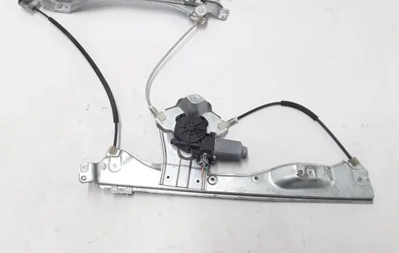 Front window lifting mechanism without motor