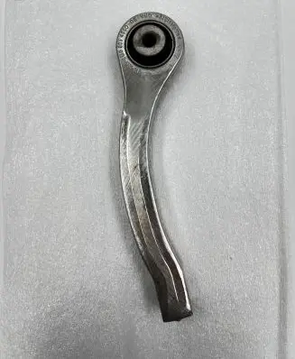 Audi Q7 4M Rear upper control arm/wishbone 4m0505465d