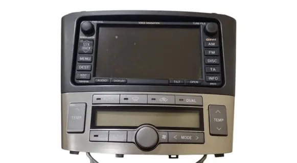 Toyota Avensis T250 Radio/CD/DVD/GPS head unit 5590205050H 7H22424 8611360V560
