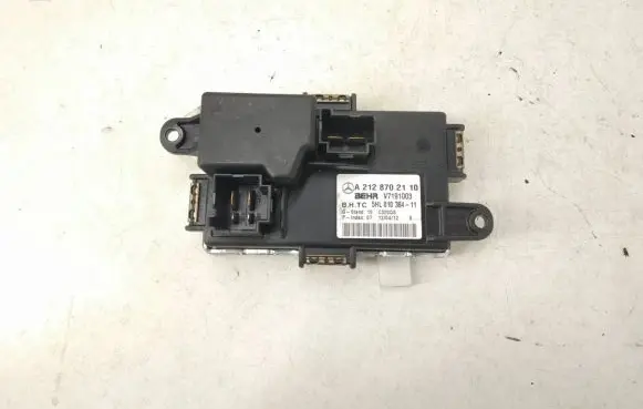 Mercedes-Benz C W204 Heater blower fan relay 2128702110 A2128702110