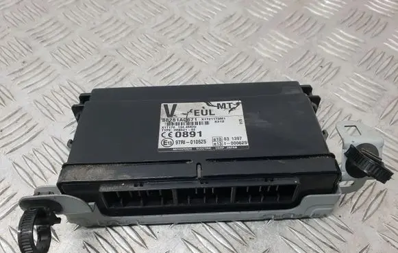 Subaru Legacy Comfort/convenience module 88281AG671 X1T21173M1