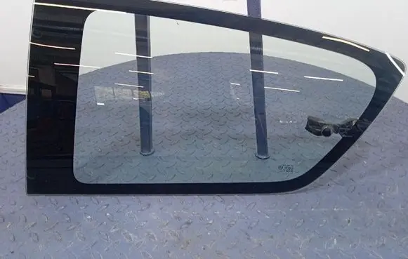 Toyota Aygo AB10 Rear door window glass 