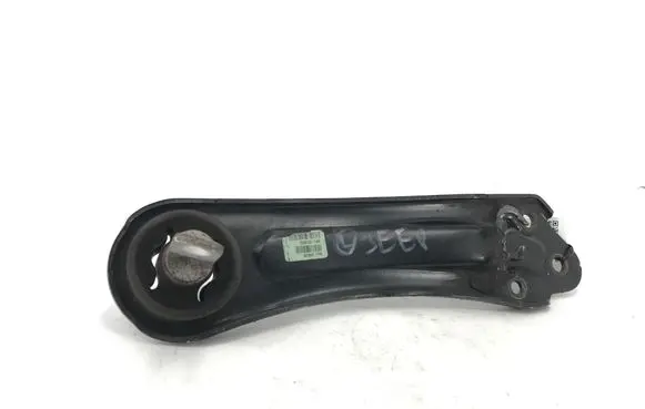 Jeep Cherokee Rear control arm 