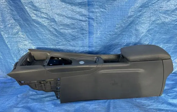 Citroen DS4 Center console