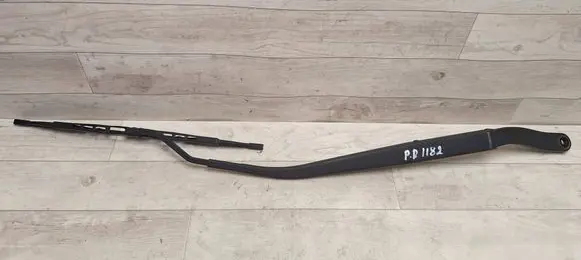 Opel Antara Front wiper blade arm 