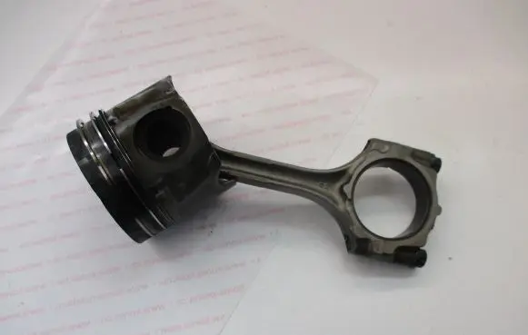 Toyota Urban Cruiser (XP110) Piston with connecting rod 1ND