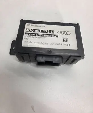 Audi A6 S6 C5 4B Alarm control unit/module 4D0951173D
