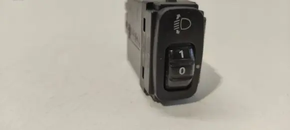 Mitsubishi Pajero Headlight level height control switch 0B22