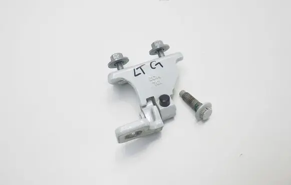 Mercedes-Benz CLA C118 X118 Rear door upper hinge