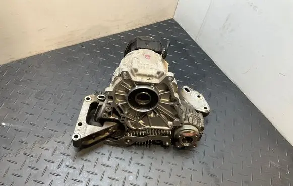 BMW 5 E60 E61 Gearbox transfer box case 7599691