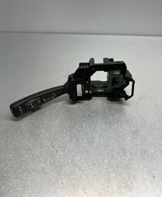 Volvo XC70 Wiper control stalk 31264169