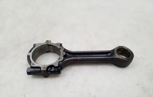 Nissan Almera Tino Connecting rod/conrod 