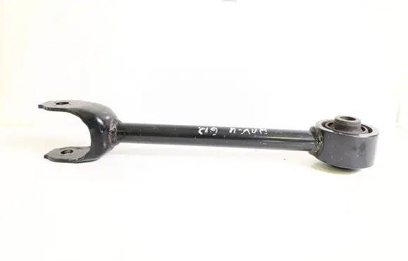 Toyota RAV 4 (XA50) Rear control arm