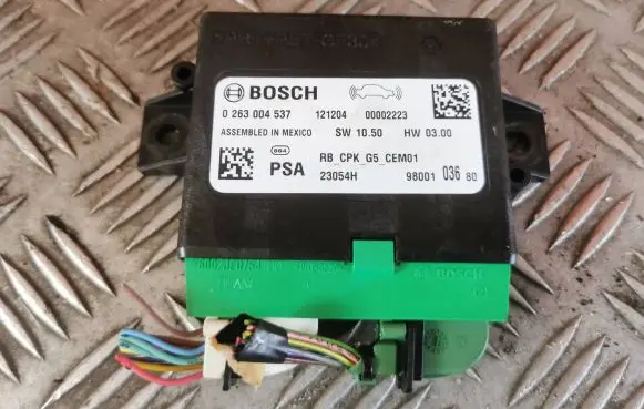 Peugeot 208 Parking PDC control unit/module 9800103680