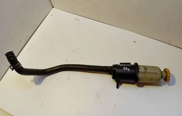 Chrysler Grand Voyager IV Power steering fluid tank/reservoir 04743067AB