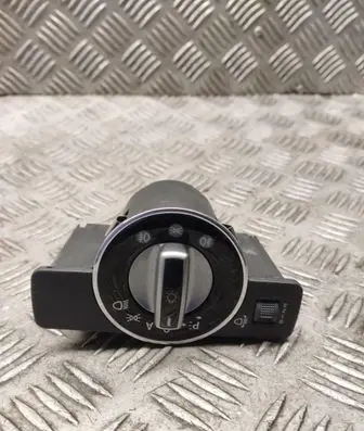 Light switch