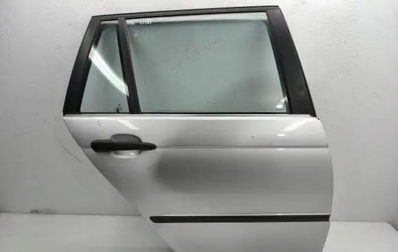 BMW 3 E46 Rear door 
