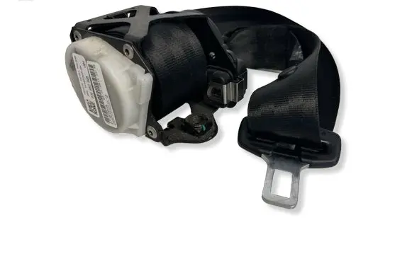 Audi Q3 8U Rear seatbelt 8U0857805