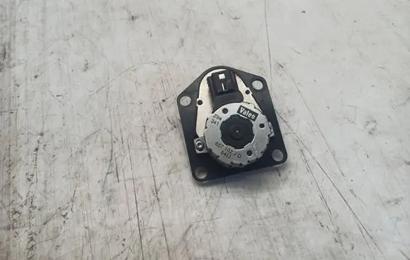 Peugeot 607 Air flap motor/actuator 657102JD