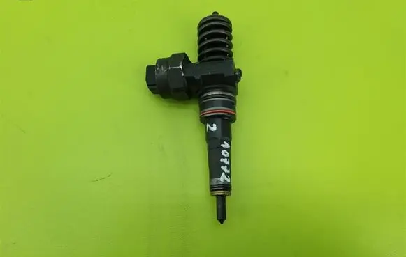Fuel injector