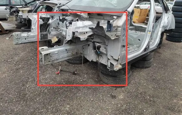 Jaguar F-Pace Front quarter panel T4A2970