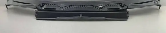 BMW X3 E83 Wiper trim 3401811 51713401811