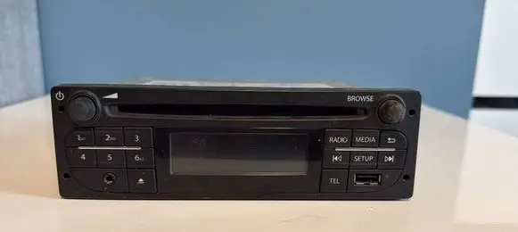 Renault Master III Radio/CD/DVD/GPS head unit 281153711R