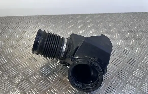 BMW 3 F30 F35 F31 Intake resonator 70604496
