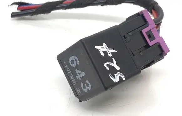 Audi A6 S6 C6 4F Other relay 8K0951253 643