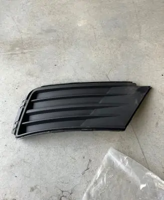 Volkswagen Caddy Front bumper lower grill 2K5853665E CADDY20150N