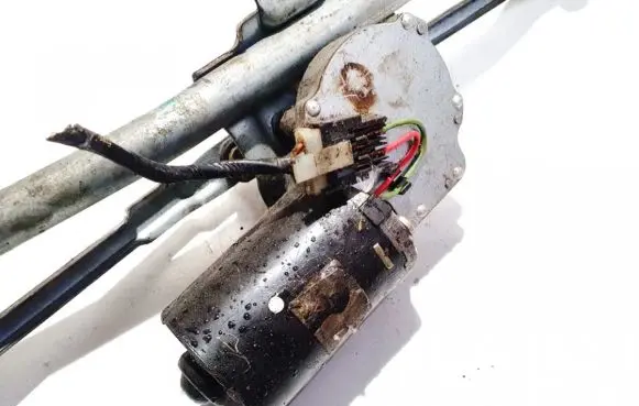 Skoda Octavia Mk1 (1U) Wiper motor