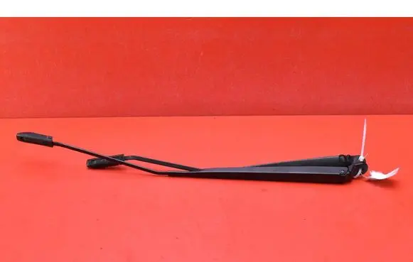 Front wiper blade arm