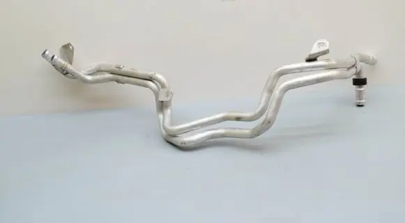 Coolant pipe/hose