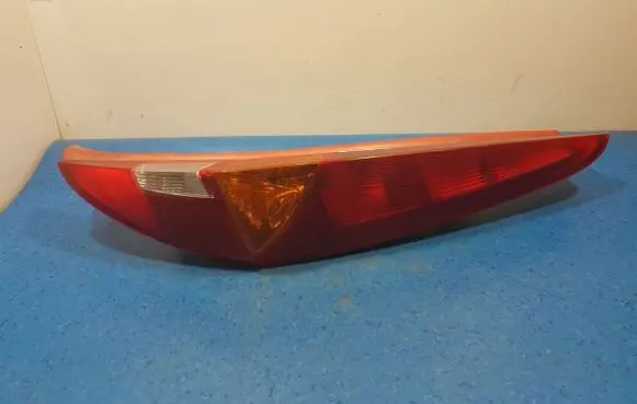 Fiat Punto (188) Rear/tail lights