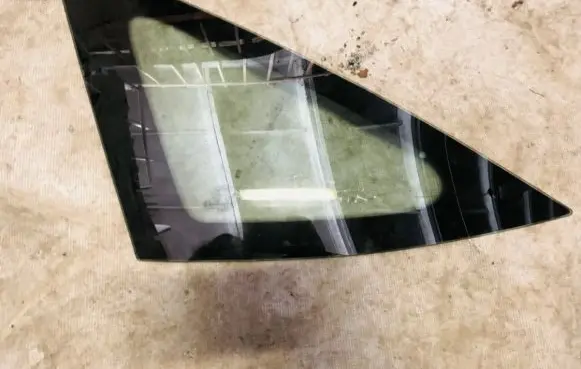 Ford Focus Rear side window