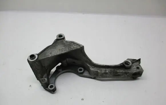 BMW 3 E92 E93 A/C compressor mount bracket 7838221