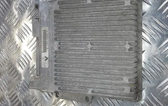 Renault Kangoo I Engine control unit/module 7700110688