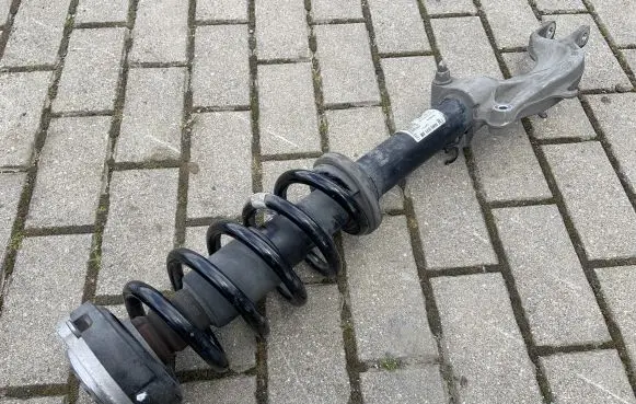 Audi Q7 4M Front shock absorber with coil spring 4M0031AB 4M0413031AB 4M0413037